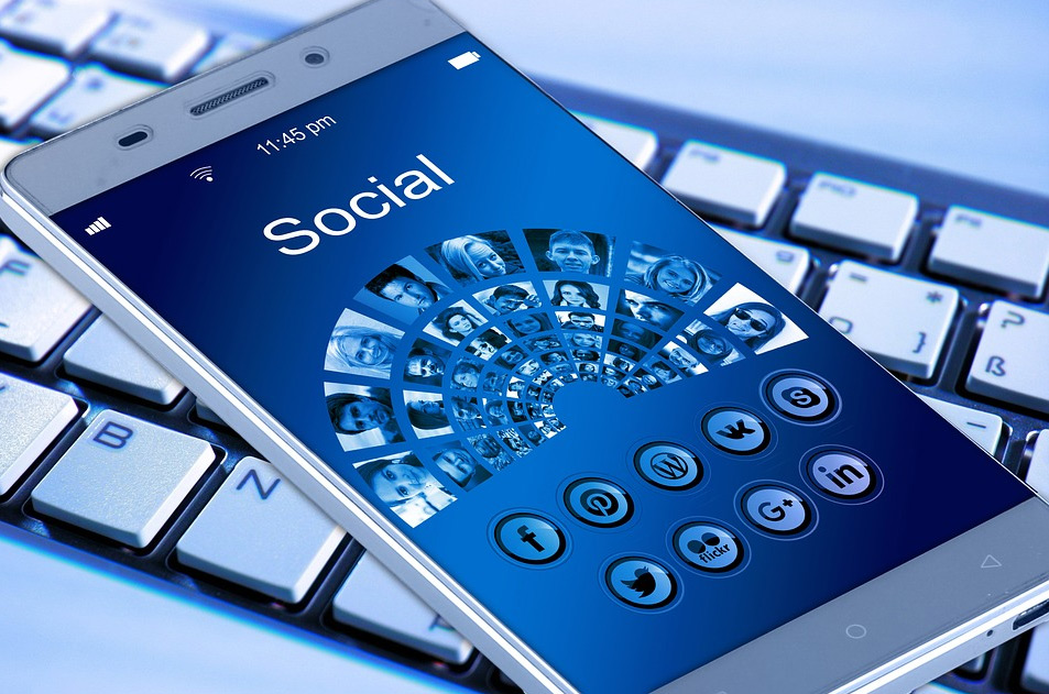 INTEGRATE TO SOCIAL MEDIA PLATFORM